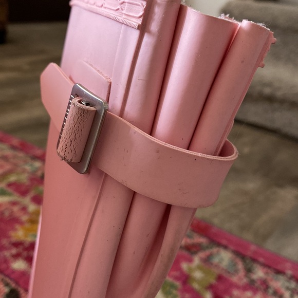 COPY - Light pink hunter boots gently used - Picture 7 of 8